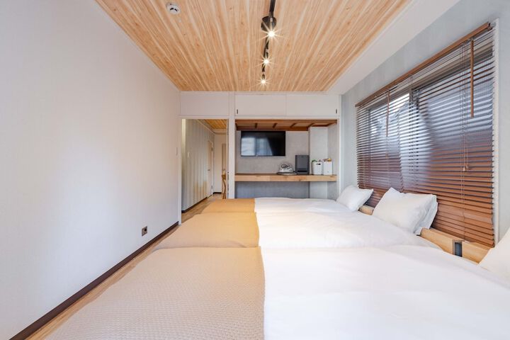 Room 19 of 80