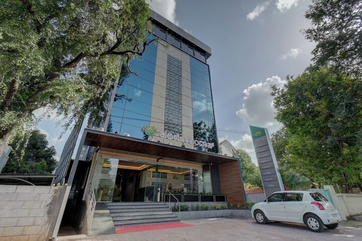 Exterior of Hotel Hari Govindas Mysore - Explore the Heart of Mysore