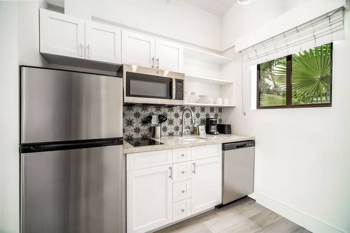 Private kitchenette