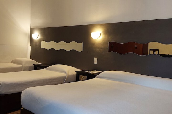Room 43 of 91