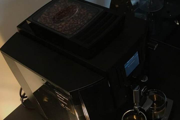 Breakfast/Coffee Service 27 of 54