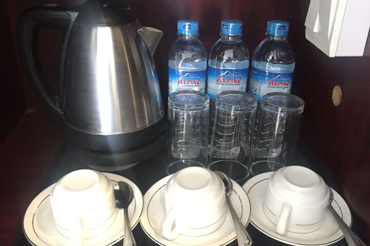 Breakfast/Coffee Service 17 of 35
