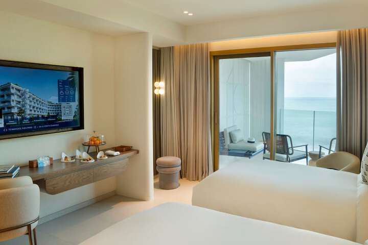 Room 15 of 51