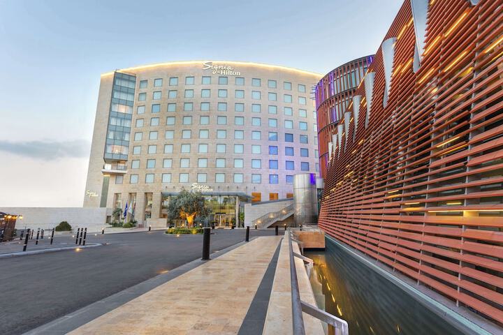 Hotel 226 of 231