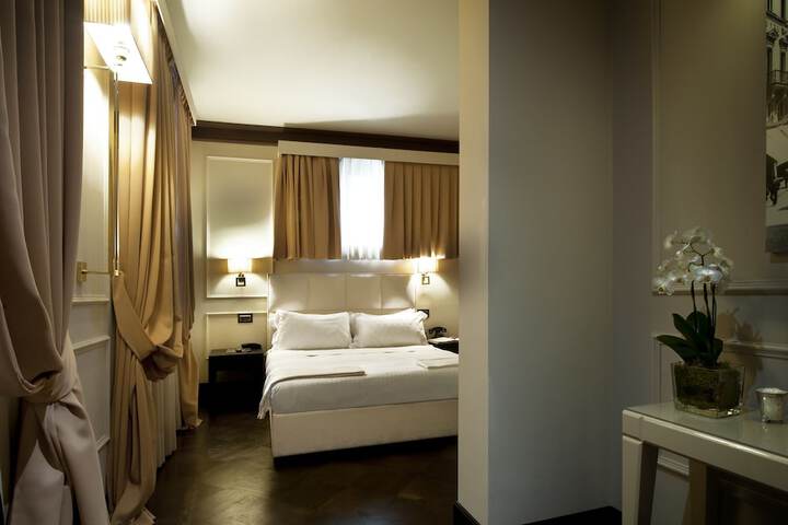 Room 5 of 35