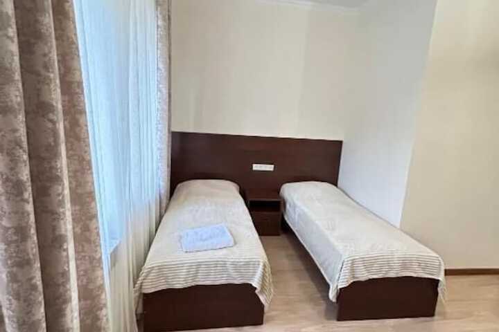 Room 12 of 47
