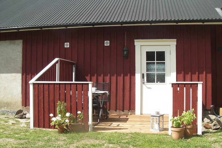 Room 9 of 14