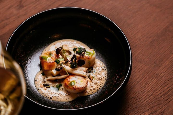 Dining 92 of 96