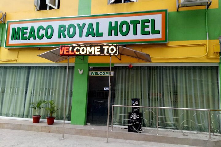 Exterior of Meaco Hotel Royal - Tayuman