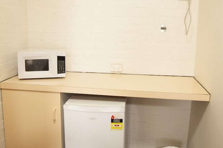 Room 9 of 37