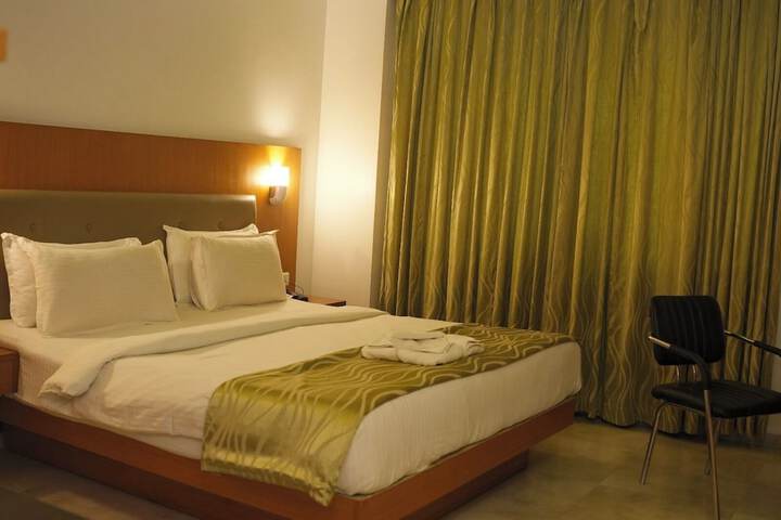 Room 16 of 39