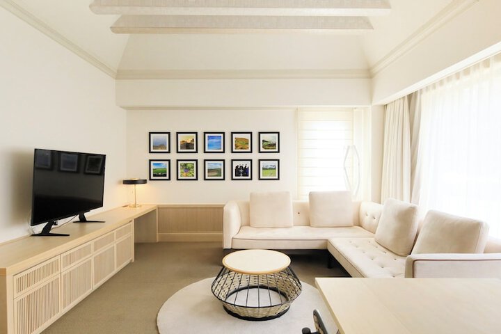 Room 49 of 128