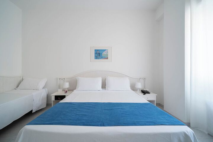 Room 28 of 94