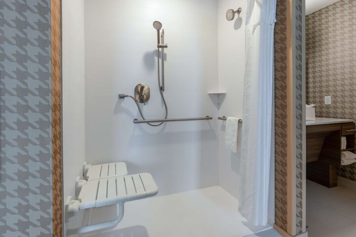 Bathroom shower