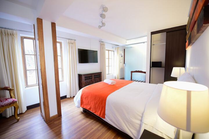 Room 33 of 96
