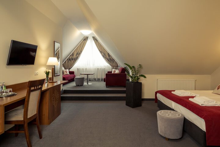 Room 21 of 72