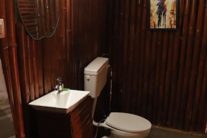 Room 14 of 28