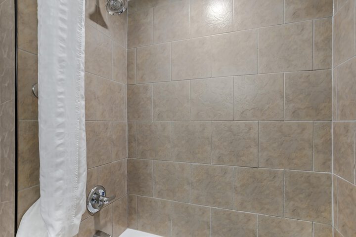 Room 30 of 50