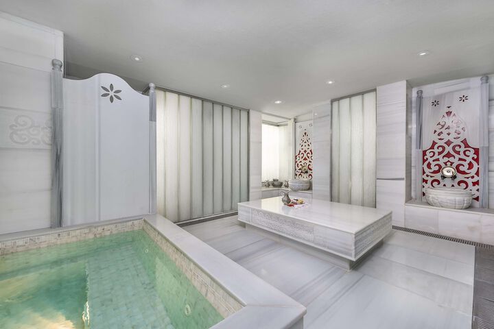 Spa 192 of 301