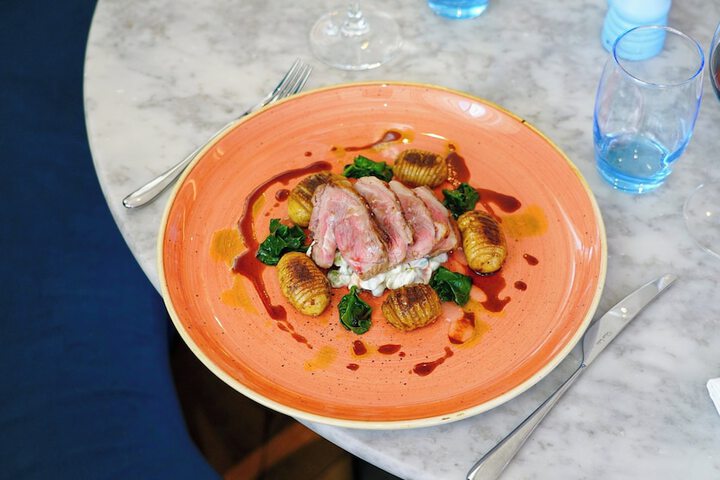 Dining 90 of 135
