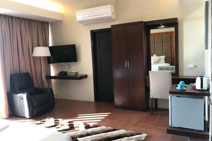 Room 38 of 63