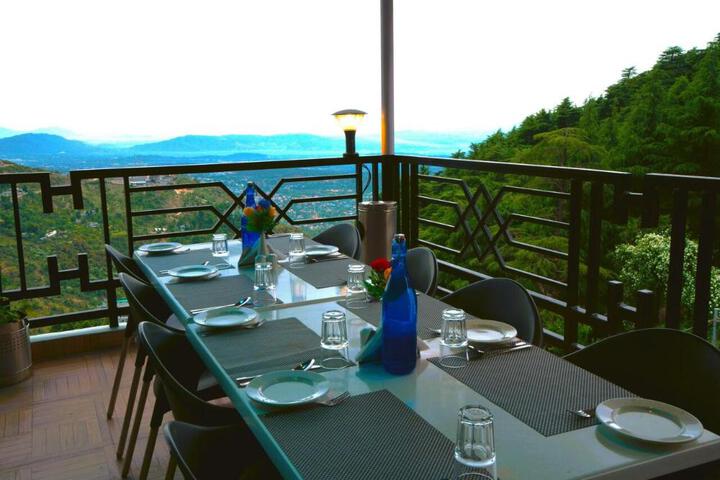 Hotel Bella Heights