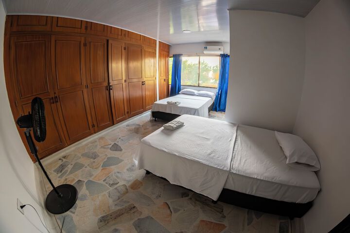 Room 15 of 38