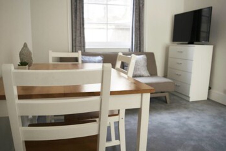 Room 18 of 23