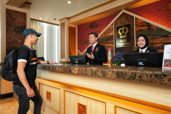 Hotel Interior 11 of 153