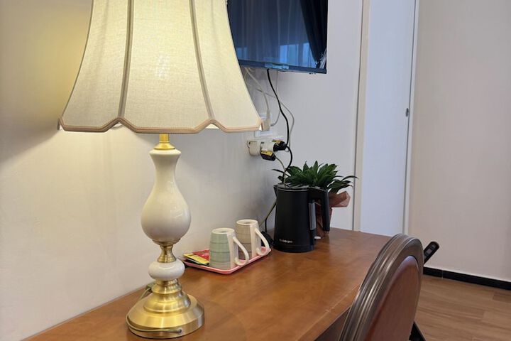 Room 56 of 96