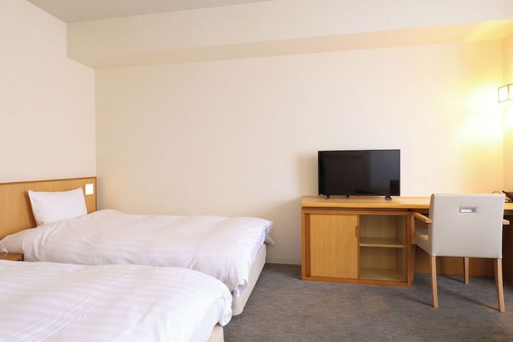 Room 17 of 57