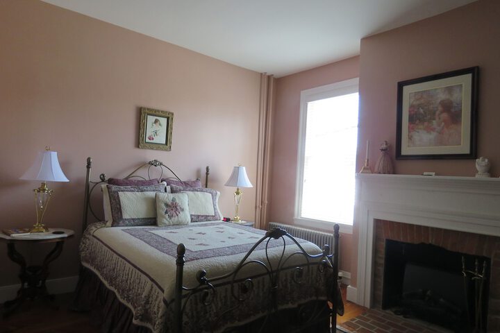 Room 20 of 64