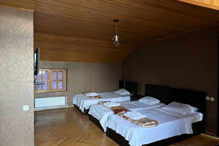 Room 24 of 50