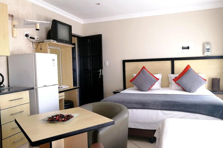 Room 12 of 73