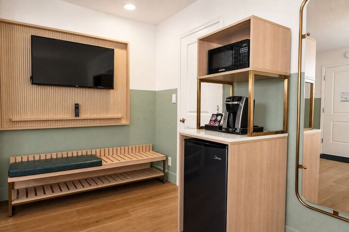 Room amenity
