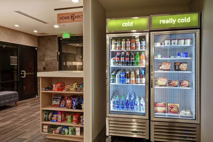 Snack bar