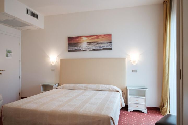 Room 19 of 59