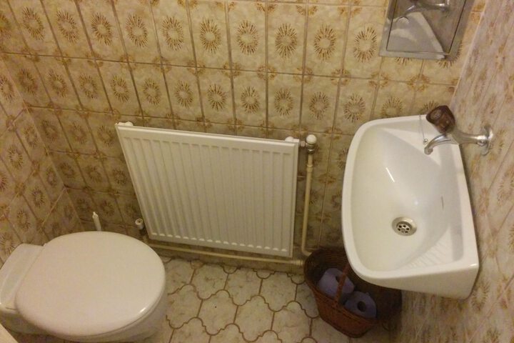 Room 95 of 108