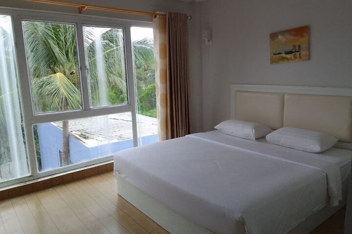Room 3 of 36