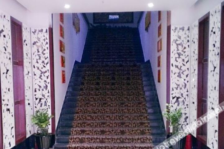 Hotel Interior 12 of 29