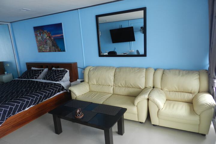 Room 96 of 259