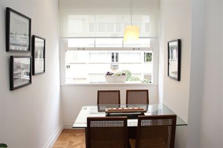 Room 8 of 14