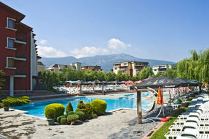 Pool 16 of 30