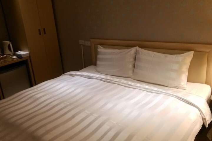 Room 31 of 51