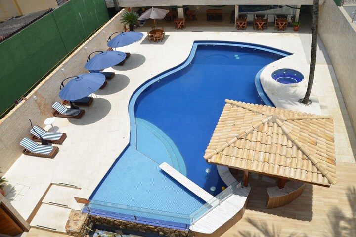 Pool 65 of 94