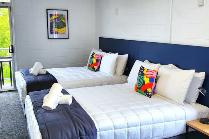 Room 70 of 165