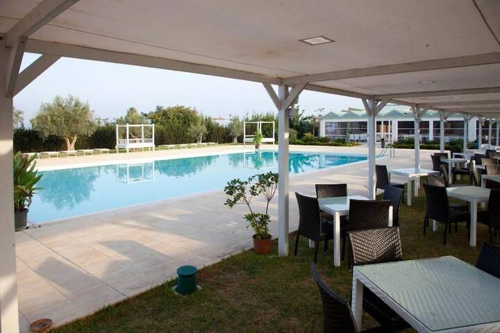 Hotel Pool
