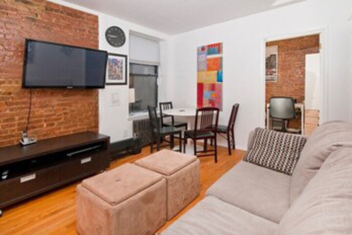 Room 10 of 46