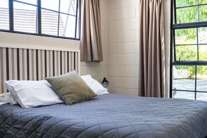 Room 12 of 40