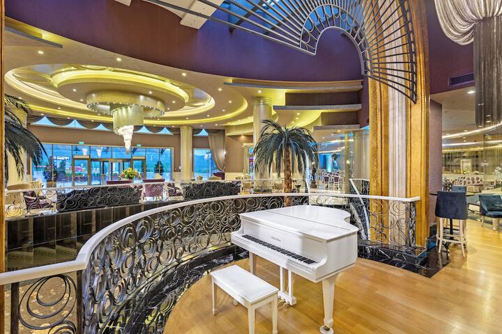 Lobby Photos